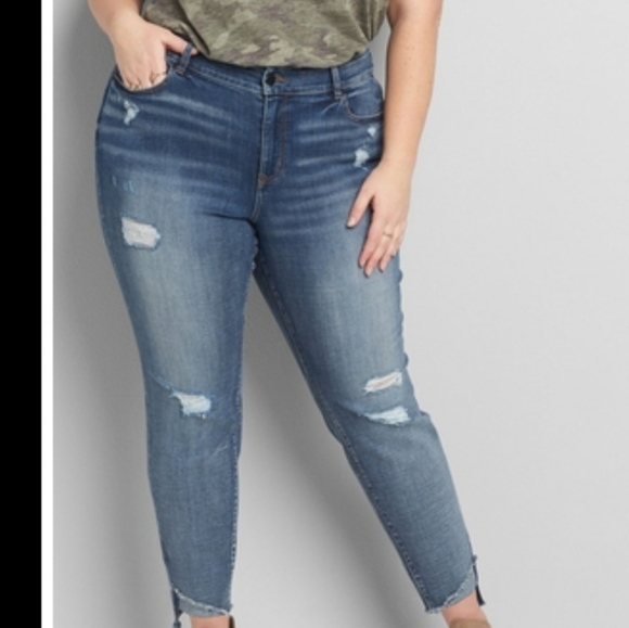 Lane Bryant Casual NWT signature fit skinny jeans size 26 - Picture 1 of 11